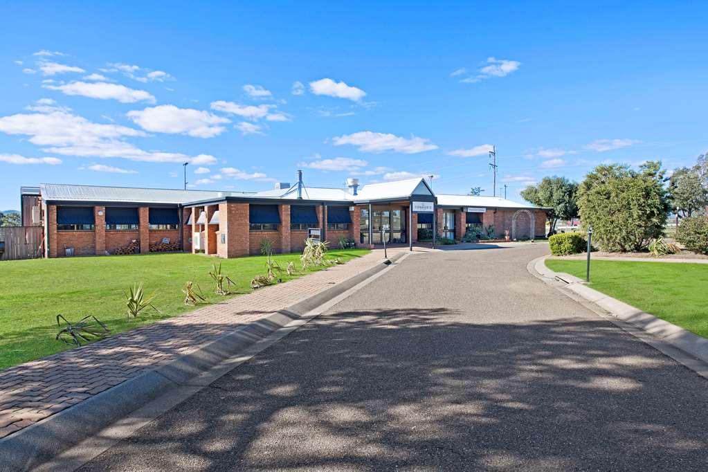 Econo Lodge Savannah Park Тамуорт Ресторан фото